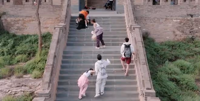 要被麥琳李行亮笑死了！竟然憑藉一己之力干翻劉亦菲流量