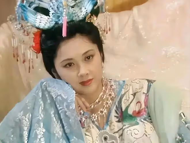 86版《西遊記》9大美女，女兒國國王雍容華貴，玉面狐狸太慘了！