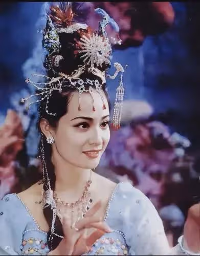 86版《西遊記》9大美女,女兒國國王雍容華貴,玉面狐狸太慘了!