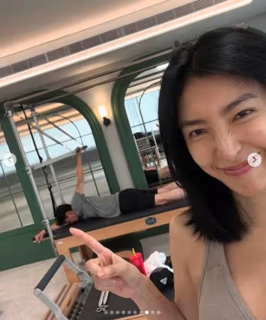 楊謹華中空運動!原相機「素顏超裸膚況」不藏了 46歲狀態震撼3萬人