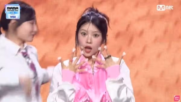 2024MAMA/攝影師撞到TWS! 平均18歲女團「全麥唱跳」超級穩