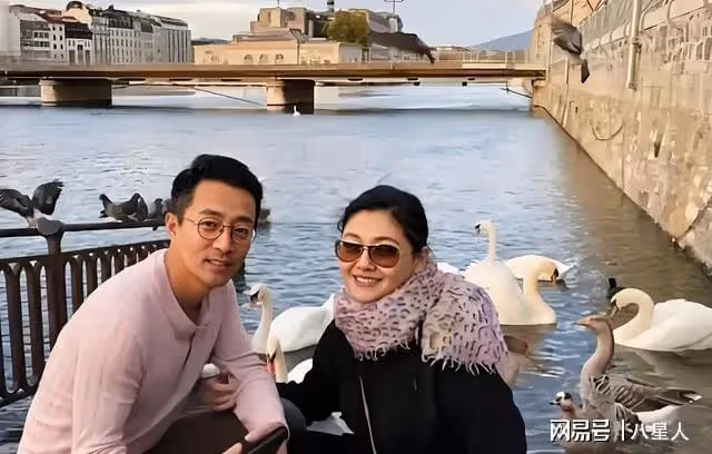 張蘭回北京後首場直播情緒失控!直言大S騙婚,又坑走了汪小菲5200W