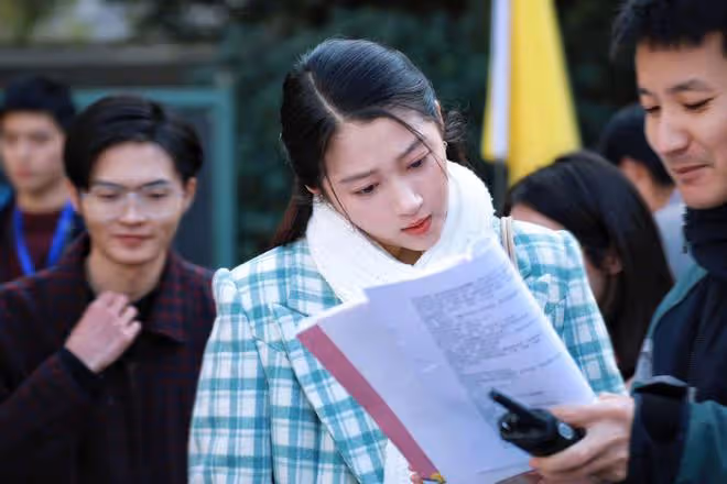 關曉彤曬給《小巷人家》莊筱婷的一封信,文筆好溫柔動人