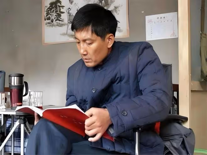 黃金配角李崇霄:娶德國媳婦,51歲拍戲途中猝死,如今女兒撐起家