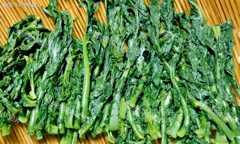 藏在身邊的「天然護肝王」,小雪後,買20斤曬乾保存,燉肉吃真香