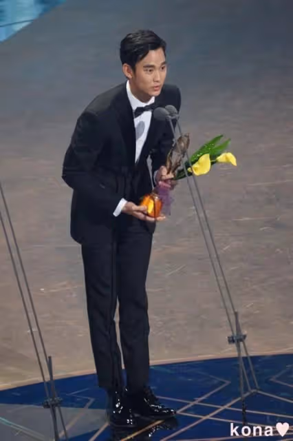 金秀賢上演名品演技!11個關於他的小故事必知,名副其實的運動狂