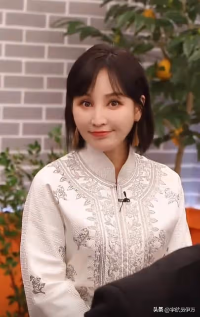 原來他們是夫妻,與初戀一見鍾情恩愛34年,演完《唐詭》終於紅了