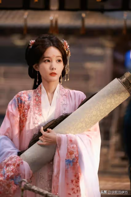 「太后資源丫鬟命」，這6位怎麼捧都不紅，江疏影袁姍姍白鹿上榜