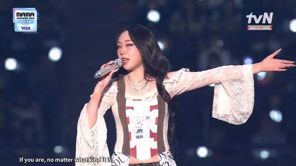 大咖女星感言講一半⋯警鈴狂響! 李泳知衝上台飆饒舌帥炸