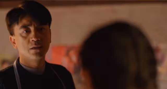 深扒小巷人家細節,才知老吳是妻管嚴,難怪不讓小軍考高中