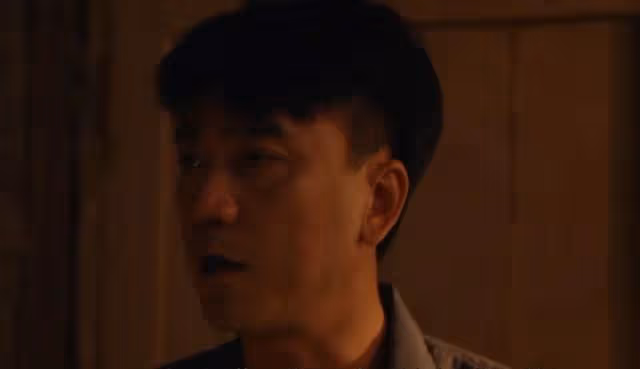 深扒小巷人家細節，才知老吳是妻管嚴，難怪不讓小軍考高中