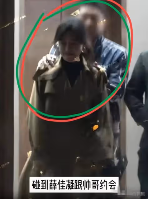 46歲薛佳凝跟男友親密無間耳鬢廝磨!金莎跟小男友互啃讓人臉紅
