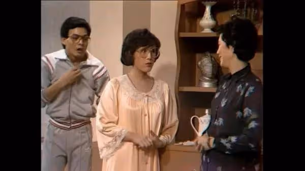 湘漪罕見露面,保養得宜未顯老態,孫女曾被媒體誤認是劉德華女兒