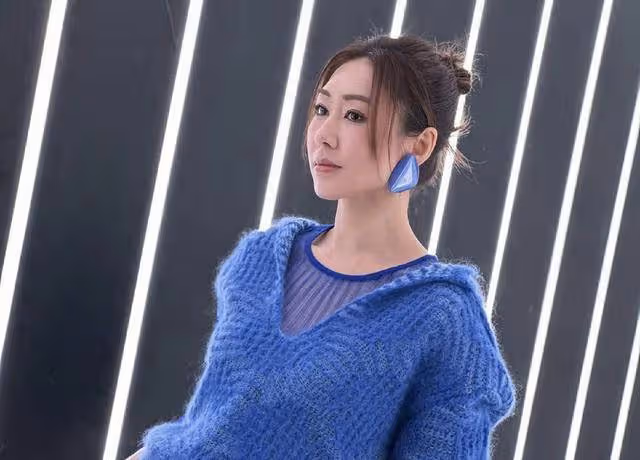 恭喜！TVB知名女星胡定欣迎來新戀情，單身八年對另一半要求高