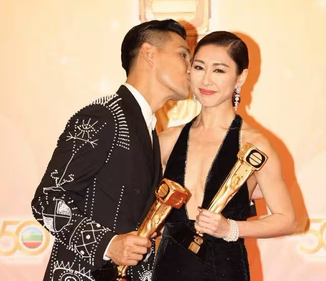 恭喜!TVB知名女星胡定欣迎來新戀情,單身八年對另一半要求高