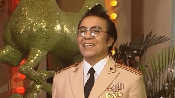 他是著名歌唱家,53歲走紅,年過8旬唱得了貝多芬,也玩得來說唱