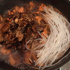 小雞燉蘑菇