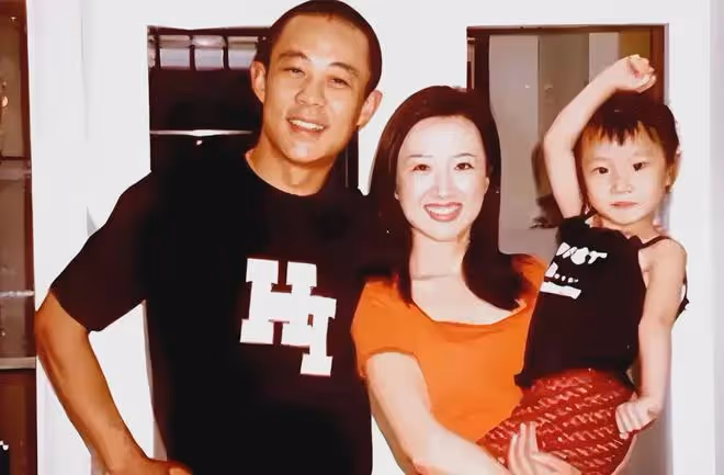 鐵打的侯勇,流水的老婆:一婚娶沈蓉,二婚娶潘雨辰,三婚娶王瑞