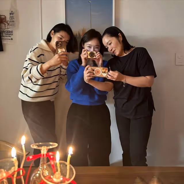 宋慧喬曬43歲生日照,重現20年前《浪漫滿屋》的可愛笑容