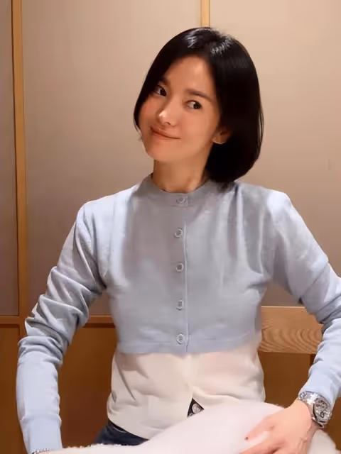 宋慧喬曬43歲生日照,重現20年前《浪漫滿屋》的可愛笑容