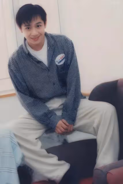 「最帥段譽」 53歲演18歲,被網友嘲諷辣眼睛,性騷擾18歲女演員