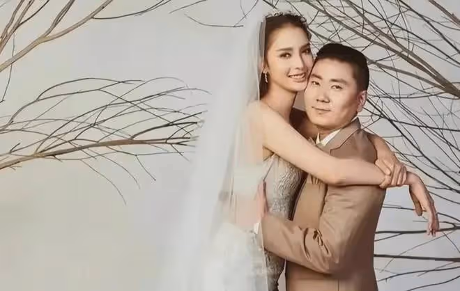 泰國最美「人妖皇后」妮莎，嫁給中國小伙，9年後他們怎樣了？