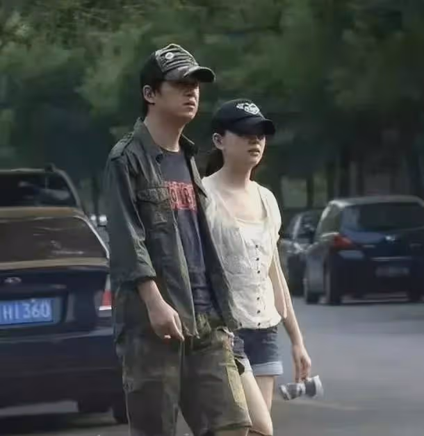 《白夜破曉》熱度破萬!6主演兩位升級爸媽,潘粵明與她因戲牽手