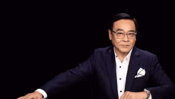 66歲爾冬升與妻子丁克卻跟情人生娃,8歲女兒近照曝光,長相漂亮智商超高