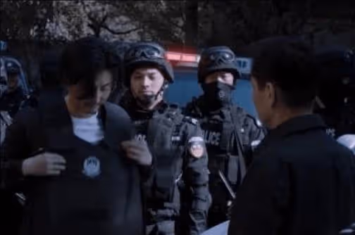 《白夜破曉》施局長是好的還是壞的?施局長是警局內鬼嗎?