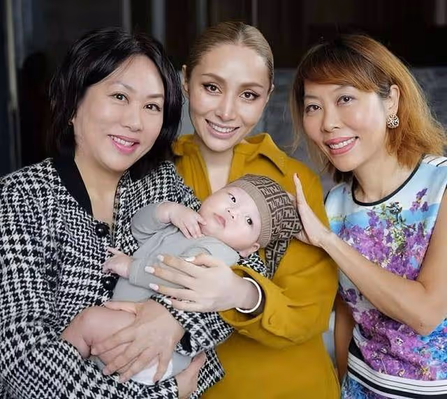 恭喜!香港知名富三代混血女友平安生子,寶寶滿百天顏值高