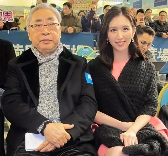 恭喜!香港知名富三代混血女友平安生子,寶寶滿百天顏值高