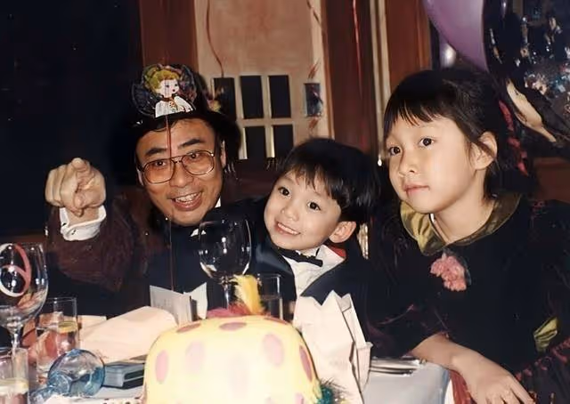 恭喜!香港知名富三代混血女友平安生子,寶寶滿百天顏值高