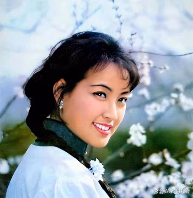劉曉慶:四段婚姻無兒無女,選擇把外甥當成自己的孩子養育半生!
