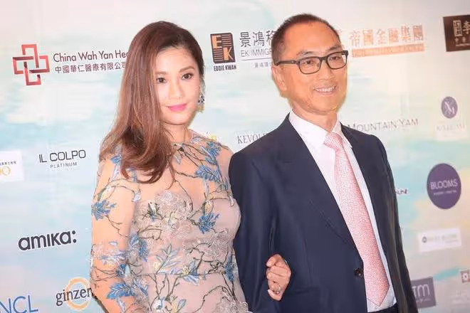 70歲香港富商自爆曾兩次患癌經歷豁然對待,與前港姐冠軍婚後育兩子勁恩愛