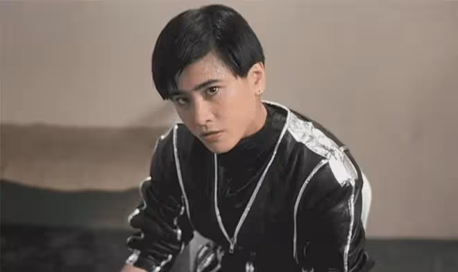 她被成龍改變了一生,曾鼓勵前夫鄭浩南,接拍風月片,如今怎樣了