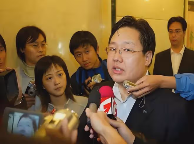 田海蓉:嫁豪門後喪母喪夫,父親癱瘓,拒收130億遺產讓人佩服!
