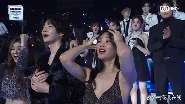 BIGBANG合體舞台嗨翻MAMA,全場偶像都變小粉絲,GD霸氣發言