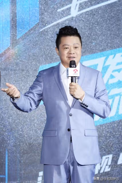 「星二代」春晚導演馬東,出道26年從不拼爹,妻子是央視美女主持