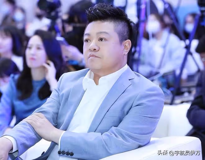 「星二代」春晚導演馬東,出道26年從不拼爹,妻子是央視美女主持