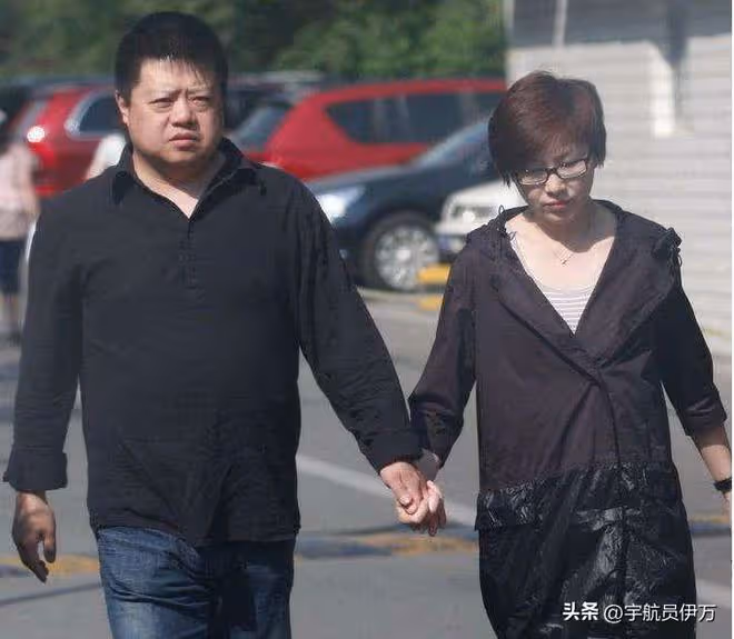 「星二代」春晚導演馬東,出道26年從不拼爹,妻子是央視美女主持
