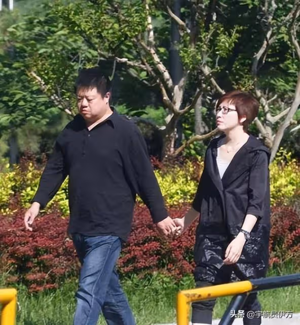 「星二代」春晚導演馬東,出道26年從不拼爹,妻子是央視美女主持