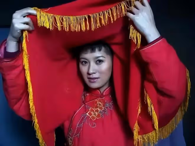 演員史蘭芽:情斷巍子,與劉斌離婚,三婚嫁李幼斌後怎麼樣了?