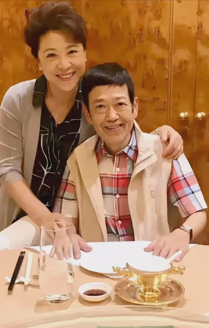 王馥荔丈夫去世引淚目,夫妻恩愛成佳話,兒子王驍成驕傲