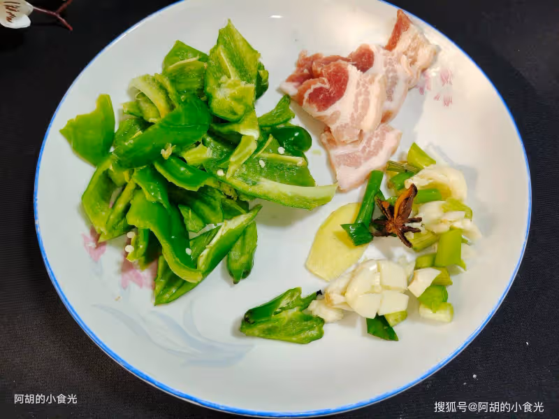 冬天不懂吃這菜太虧了,賽過了吃魚吃肉!簡單燜一鍋,嫩到無敵、口口爆汁,熱乎乎的和冬天最配