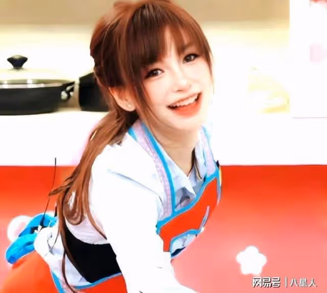 黃曉明約女網紅內情曝光！嫌棄普通美女無聊，挑葉珂也是無奈之舉