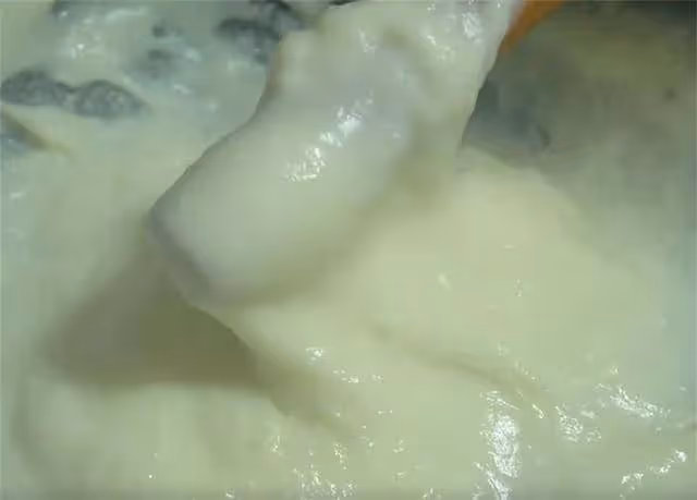 家裡還剩3盒牛奶,媽媽簡單一做,香脆又Q彈,出鍋孩子超愛吃