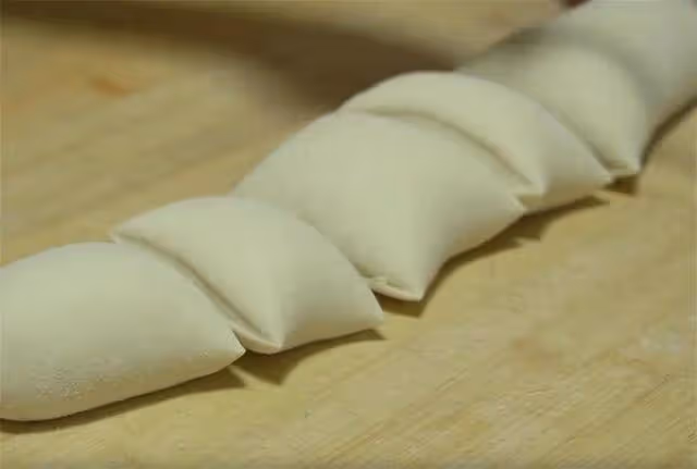 秋冬餃子吃膩了,教你做兩款棗花饃,沒難度有技巧,好看又好吃