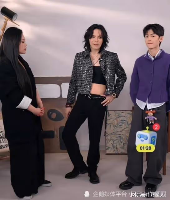 異裝癖?向佐又穿女裝了!直播穿多套火辣女裝,畫面辣眼,評論區淪陷