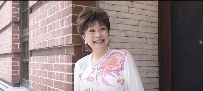 73歲TVB御用阿媽搭乘港鐵被偶遇,網友分享偶遇經歷獲贊親切又貼地