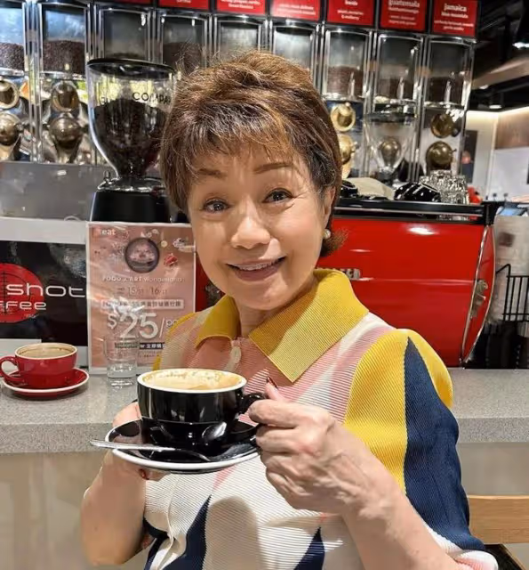73歲TVB御用阿媽搭乘港鐵被偶遇,網友分享偶遇經歷獲贊親切又貼地
